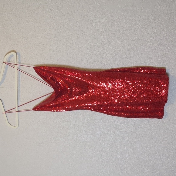 B. Smart women's red sequin sleeveless cowl neck mini dress 📸 - Picture 1 of 5